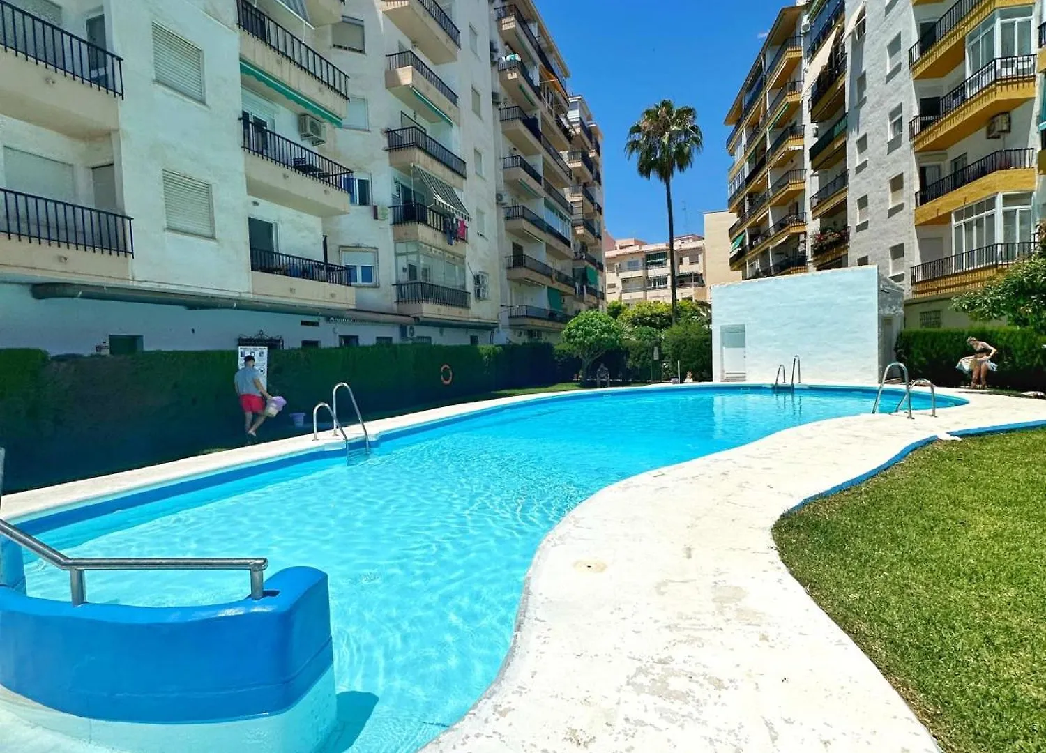 Shr055 Apartamento Playa Torrecilla Con Piscina Nerja Appartement